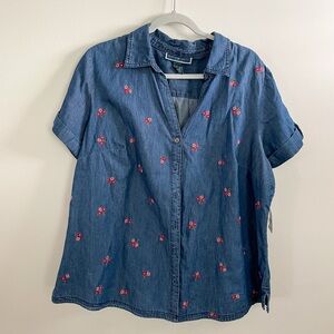 NWT Karen Scott Short Sleeve Denim Floral Embroidered Top Size 1x